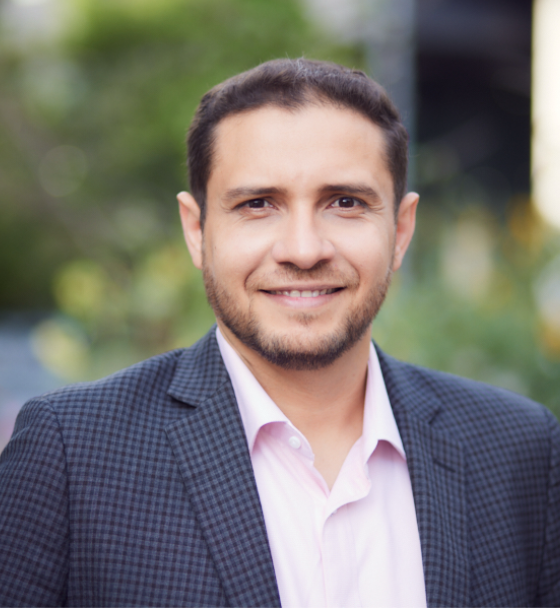 Eder Marques Headshot